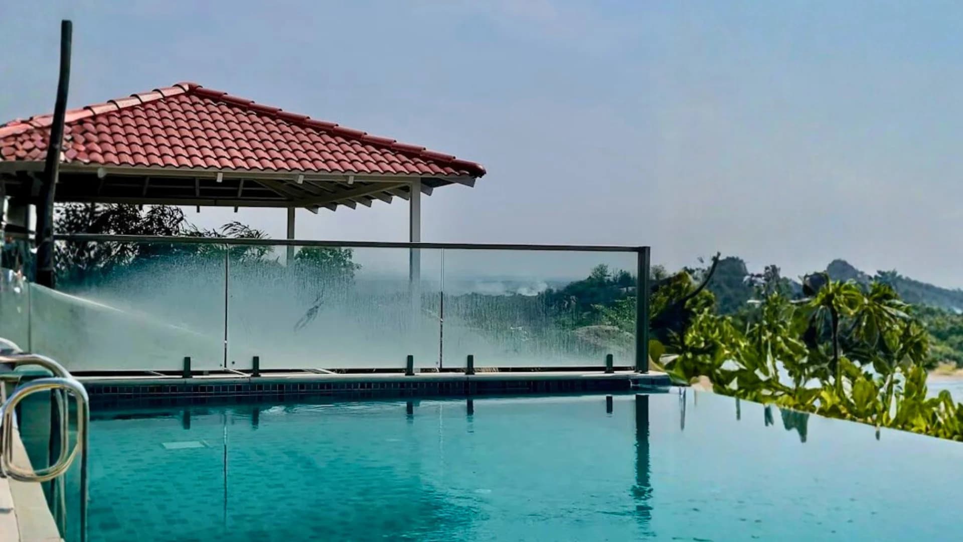 DestinMe Over the Hill